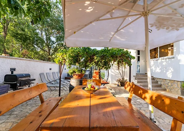 Ferienhaus Kerniat Pula